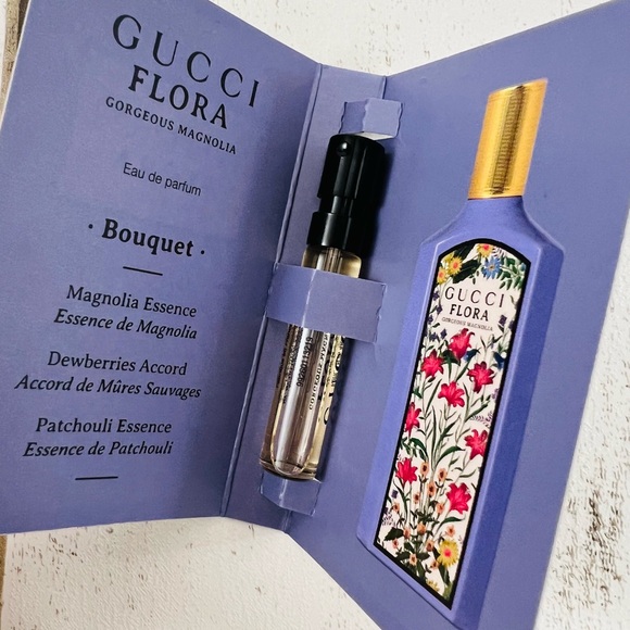 Gucci Flora Gorgeous Magnolia Sample Parfume Spray Mini - Picture 3 of 4